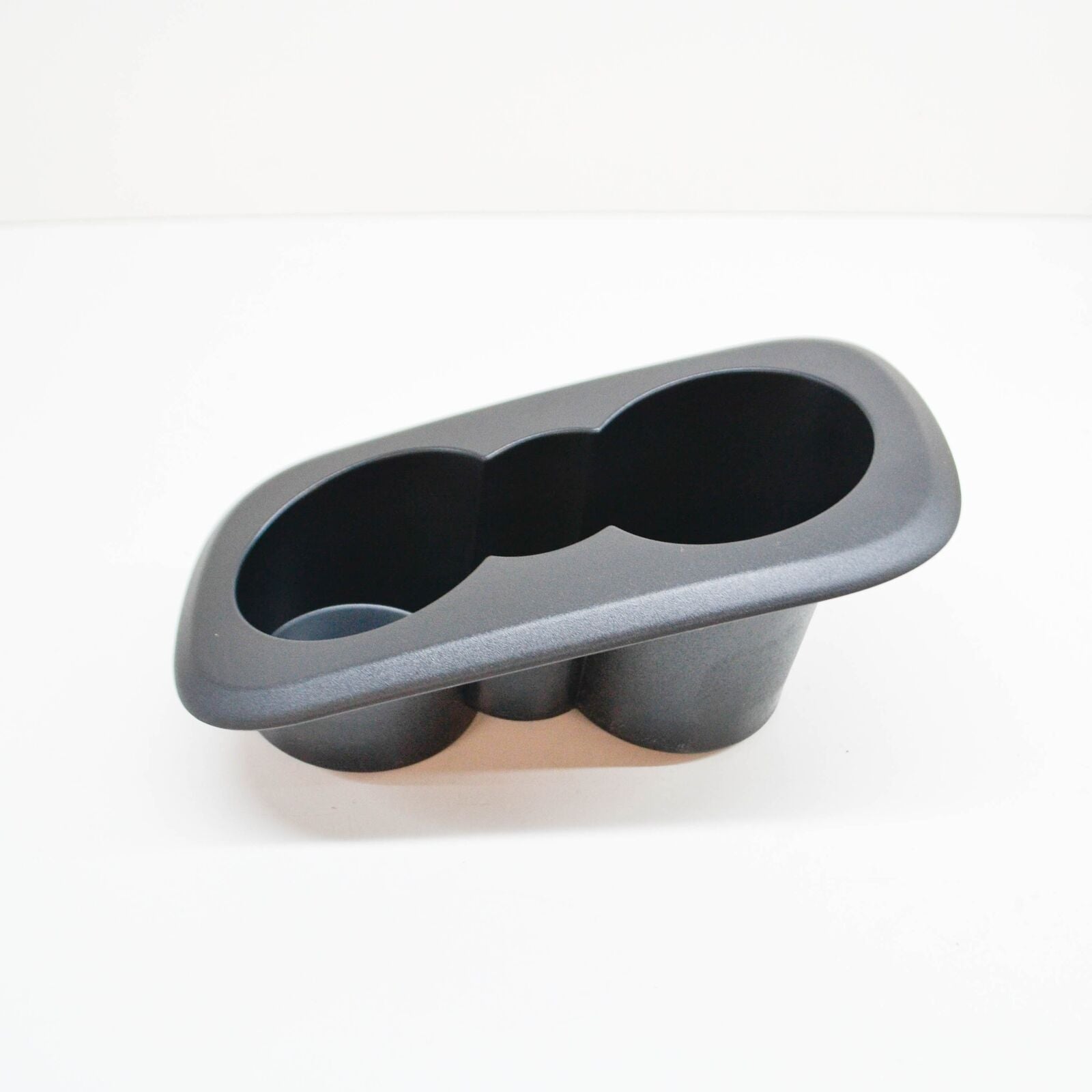 NEW VOLKSWAGEN EOS REAR DRINKS CUP HOLDER 1Q088599582V ORIGINAL