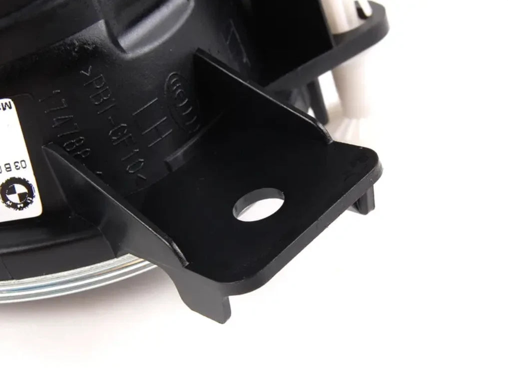 NEW BMW X5 E70 FRONT LEFT FOG LIGHT 63177237433 7237433 ORIGINAL