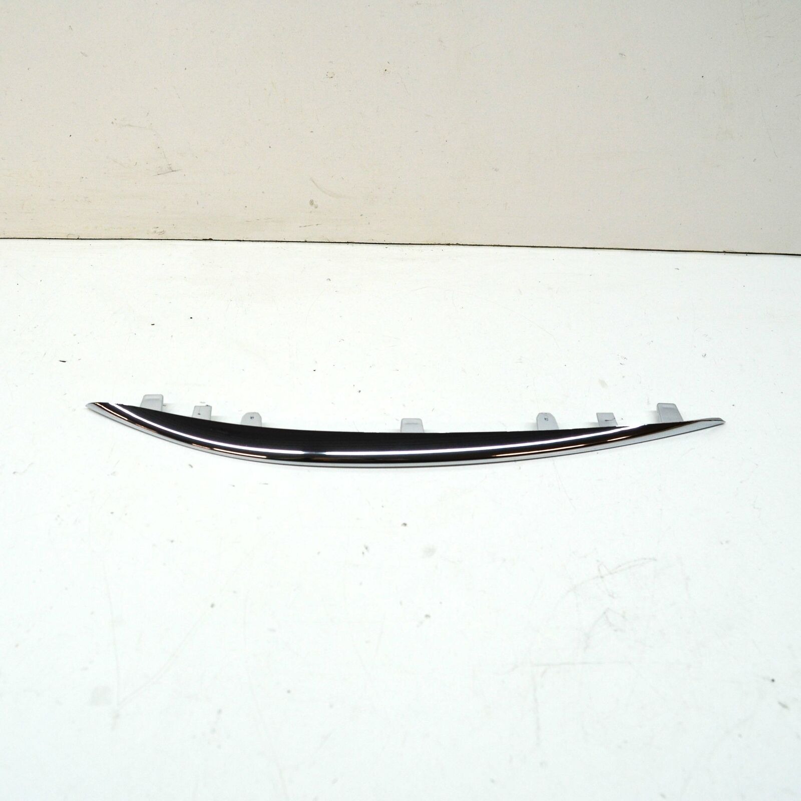 NEW MERCEDES-BENZ C W205 FRONT LEFT BUMPER MOLDING TRIM A2058850374 ORIGINAL