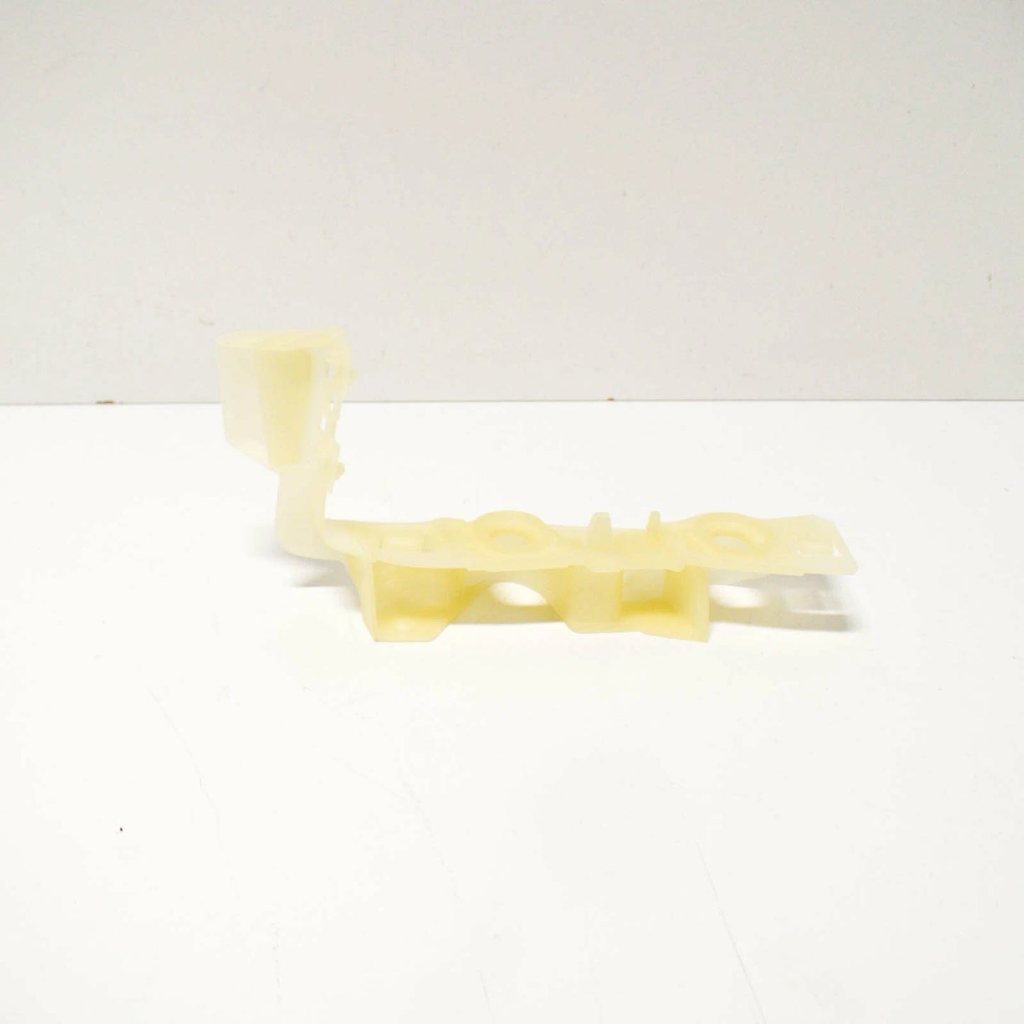 NEW AUDI A4 B9 FRONT BUMPER LEFT SIDE GUIDE SECTION 8W0807283A ORIGINAL