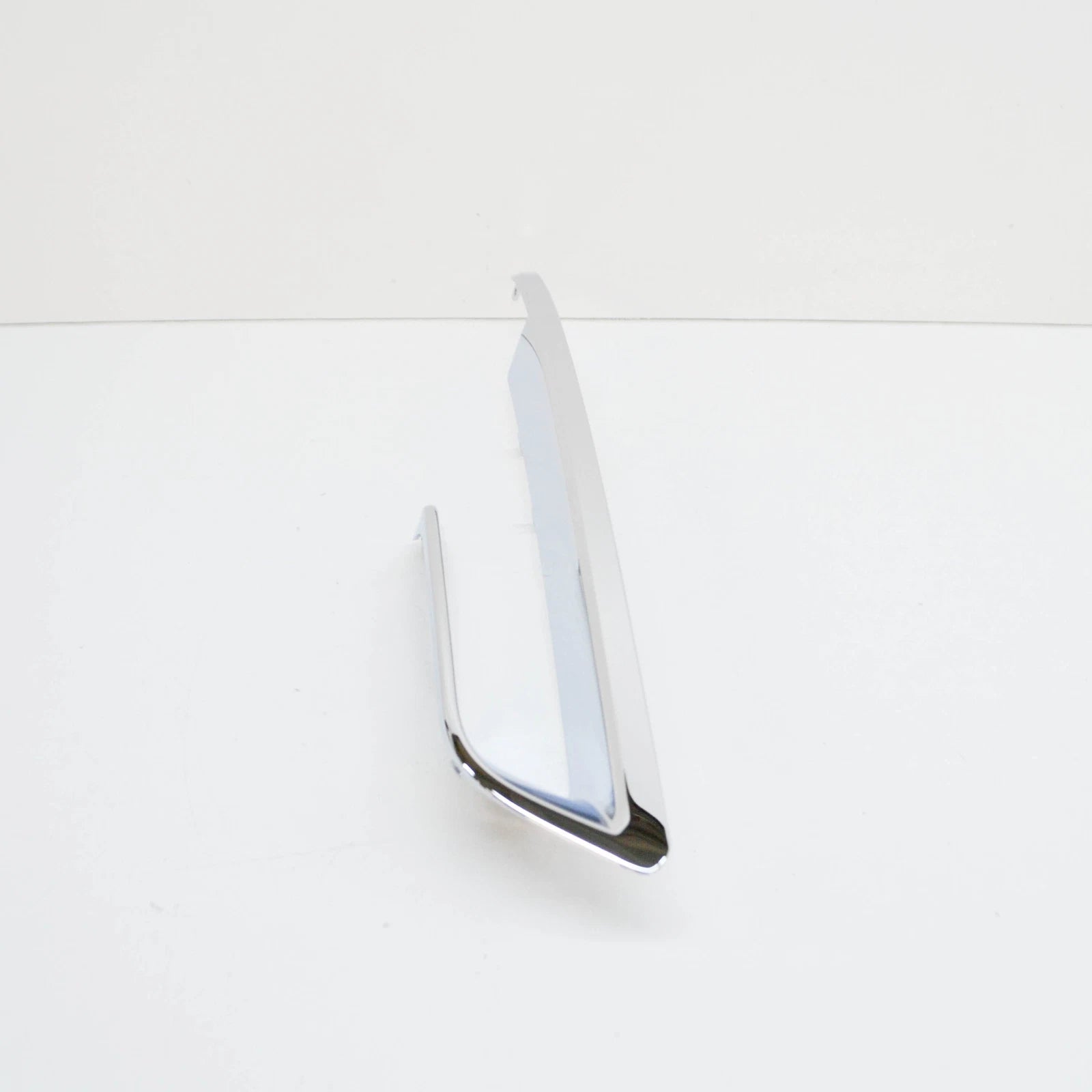 NEW BMW 2 F45 FRONT BUMPER RIGHT FINISHER TRIM 51117347228 7347228 2015 ORIGINAL