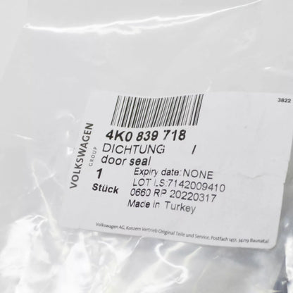NEW AUDI A6 C8 REAR RIGHT OUTER DOOR SHELL SEAL 4K0839718 ORIGINAL