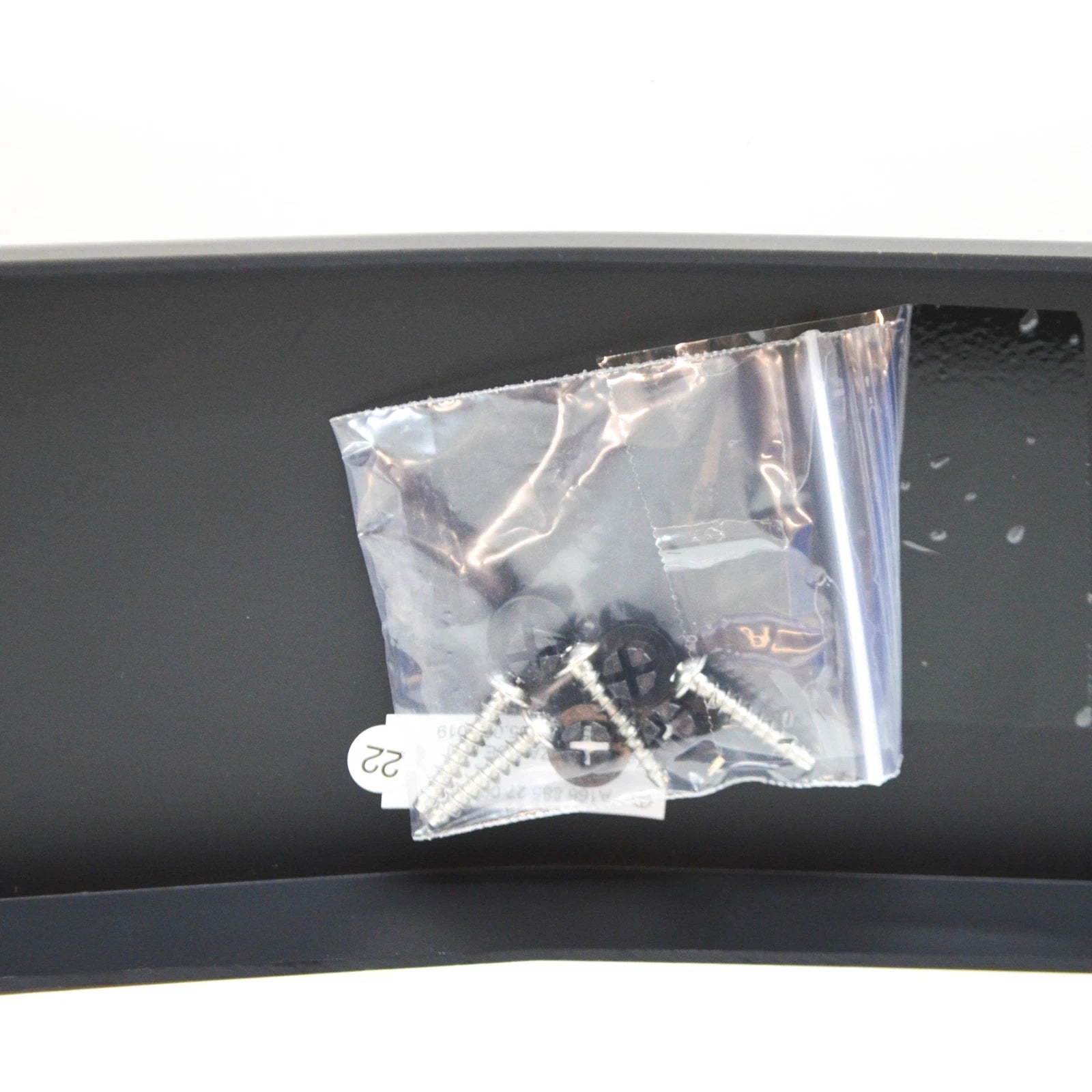 NEW MERCEDES-BENZ GL X166 FRONT BUMPER LICENSE PLATE BRACKET A1668808500