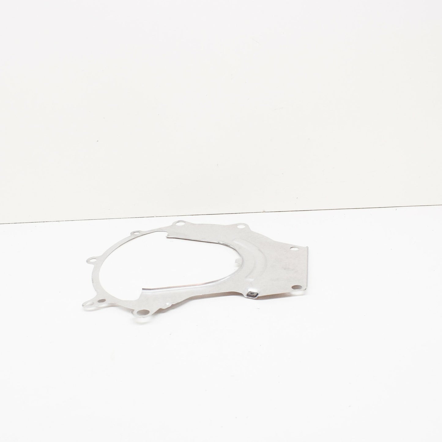 NEW VOLKSWAGEN BEETLE 9C ENGINE COVER PLATE 06A103645 ORIGINAL