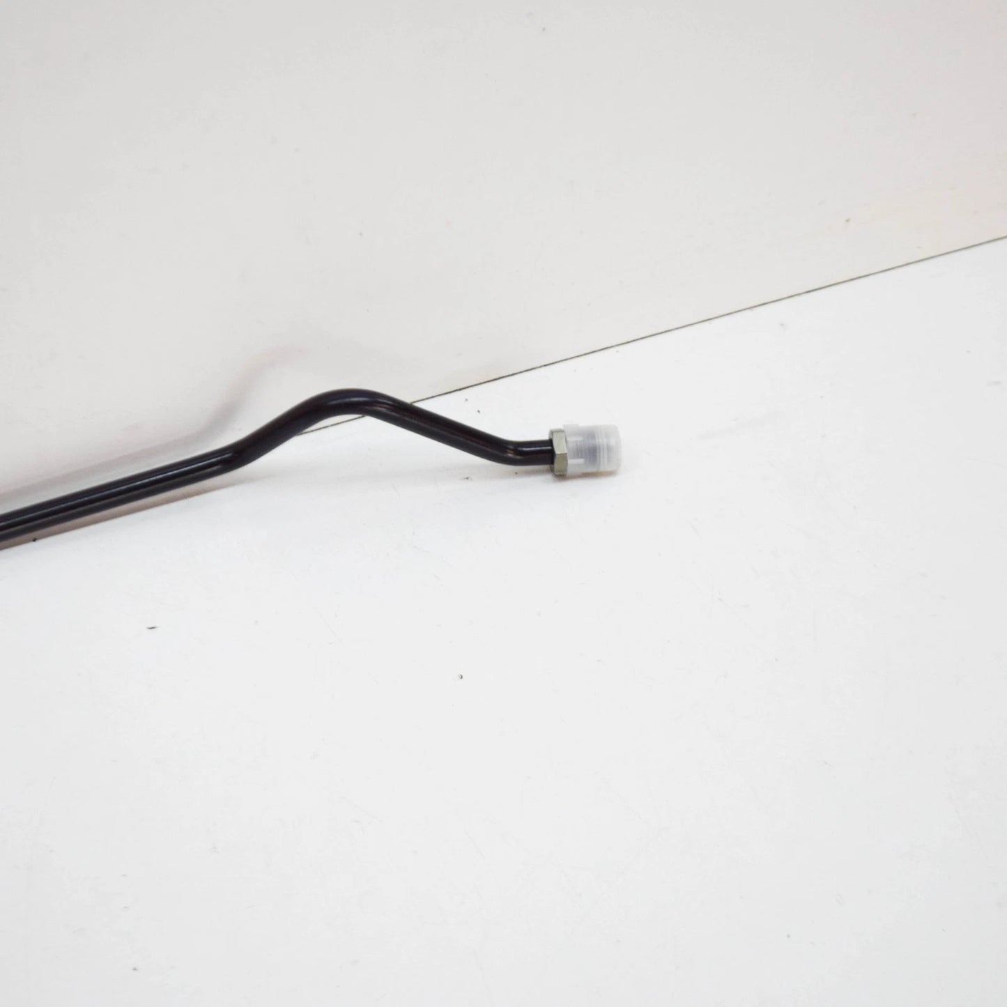 NEW MERCEDES-BENZ S W220 SUSPENSION SELF-LEVELING UNIT HOSE A2209978282 ORIGINAL