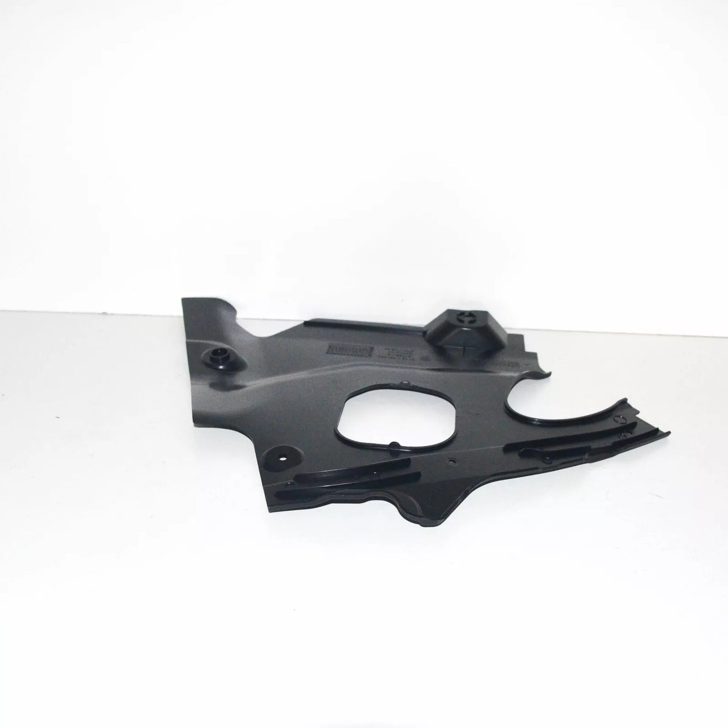 NEW BMW X3 G01 UPPER RIGHT ENGINE COMPARTMENT COVER 51767397490 ORIGINAL