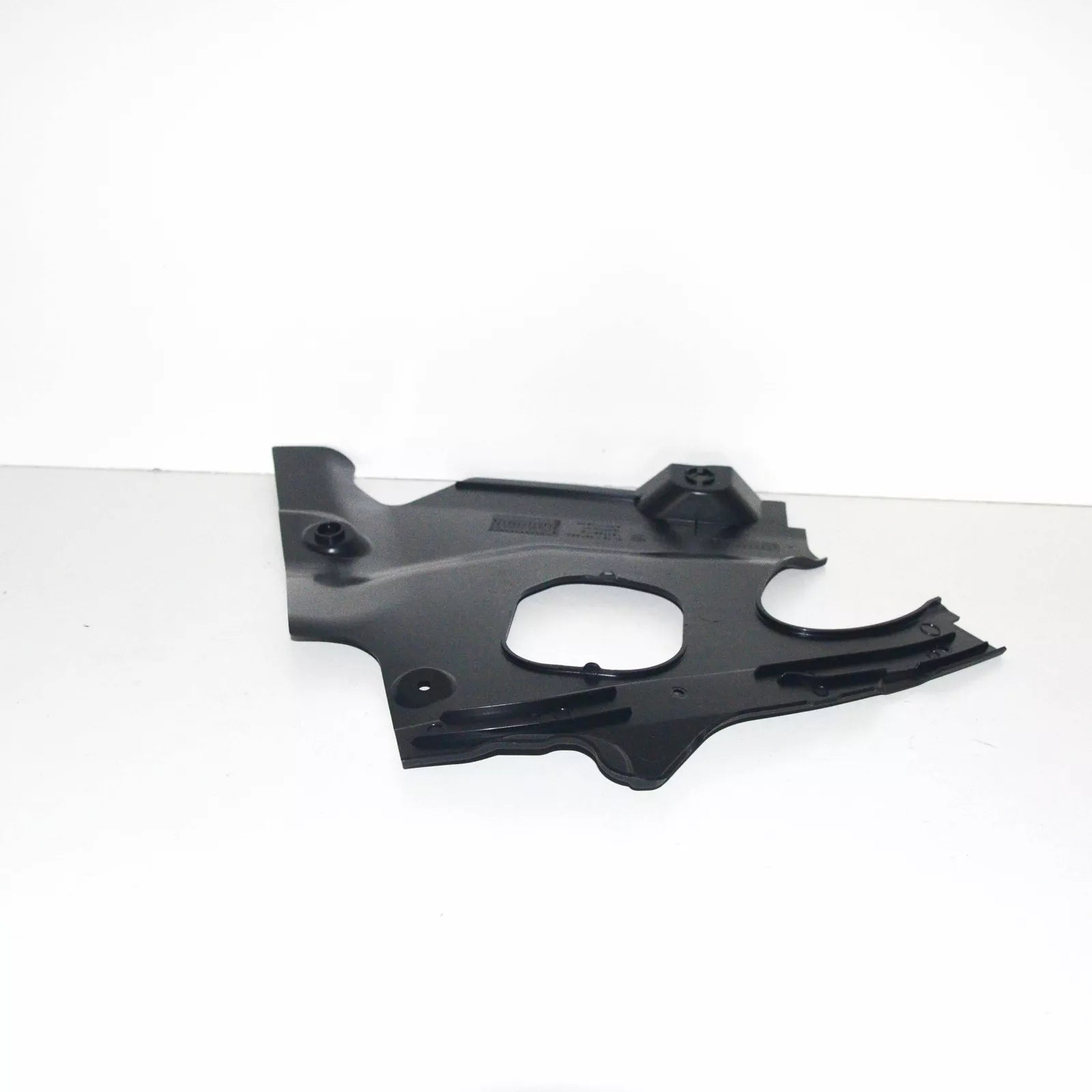 NEW BMW X3 G01 UPPER RIGHT ENGINE COMPARTMENT COVER 51767397490 ORIGINAL