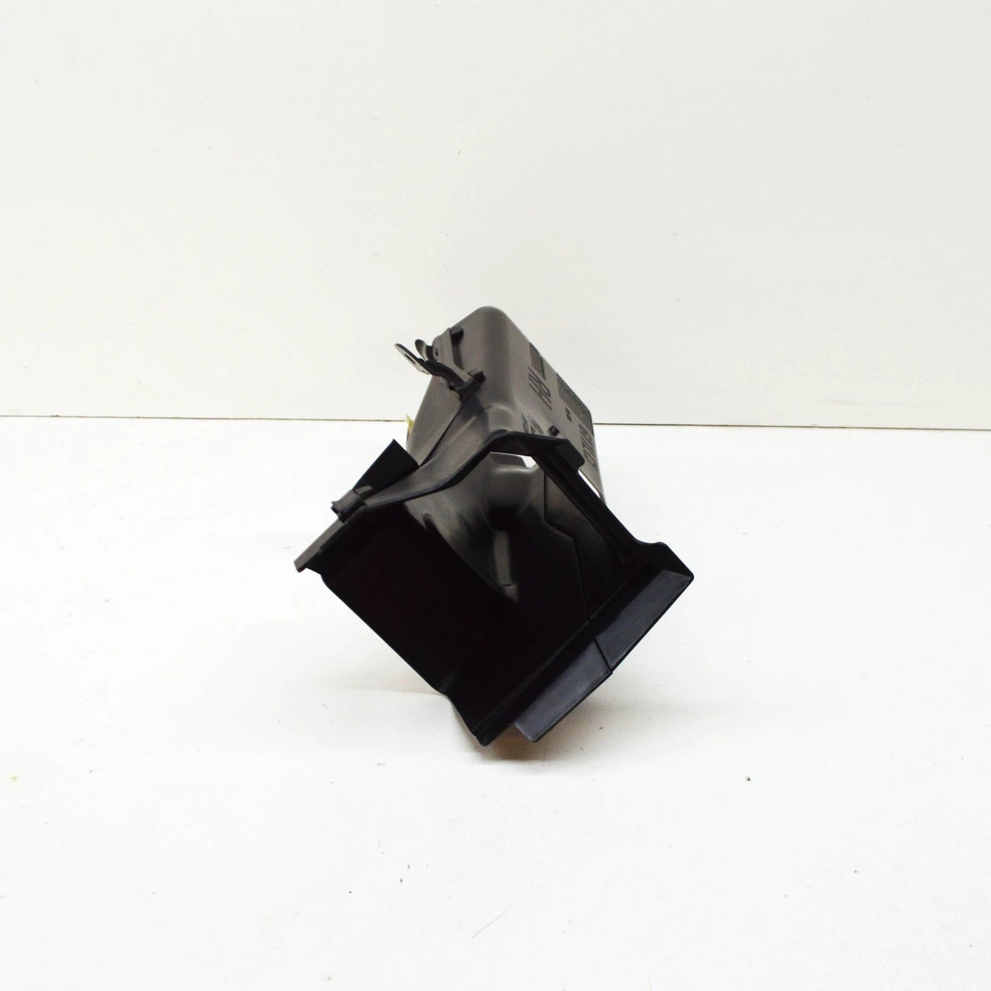 NEW BMW 7 G11 G12 RIGHT BRAKE AIR DUCT 7475278 51747475278 ORIGINAL