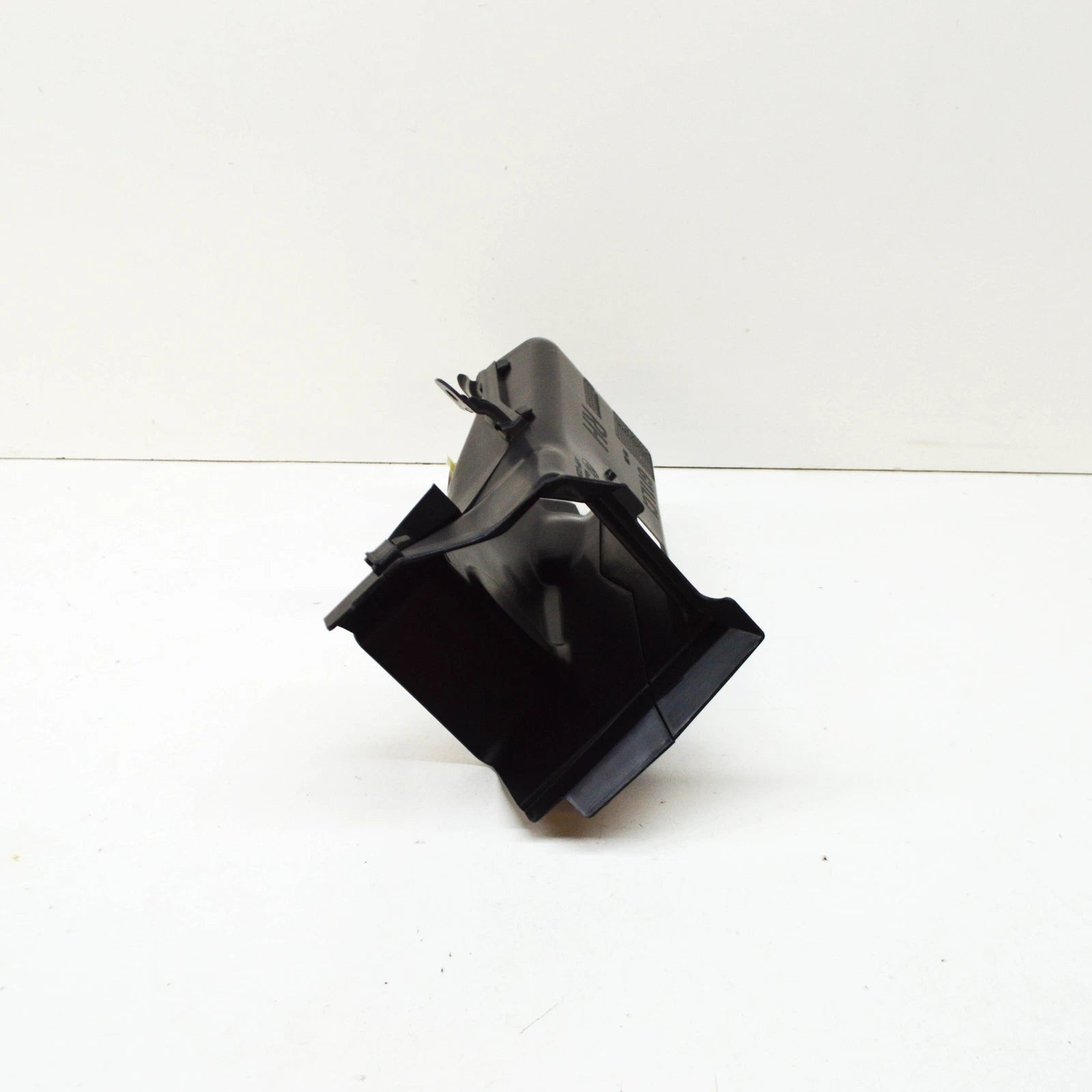 NEW BMW 7 G11 G12 RIGHT BRAKE AIR DUCT 7475278 51747475278 ORIGINAL