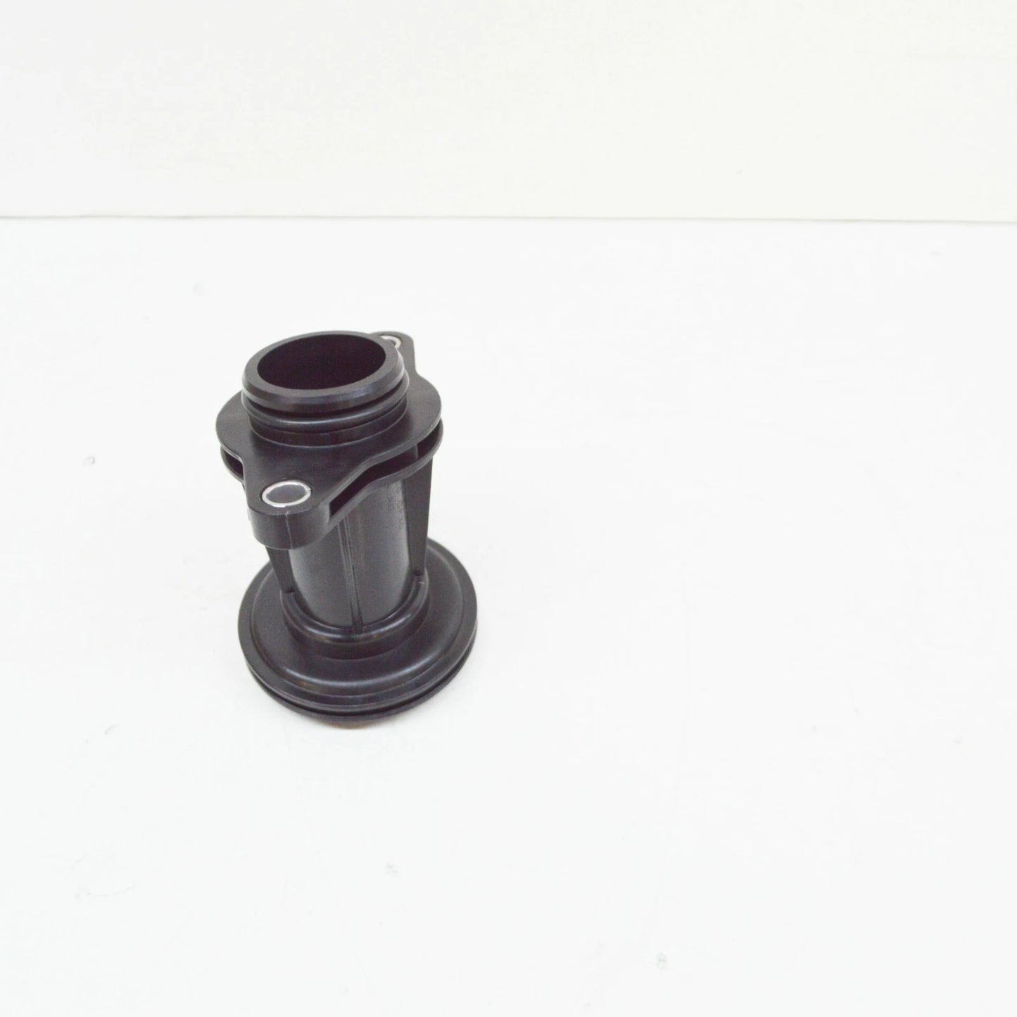 NEW AUDI A3 RS3 8V OIL FILLER NECK SUPPORT 07K103281C ORIGINAL