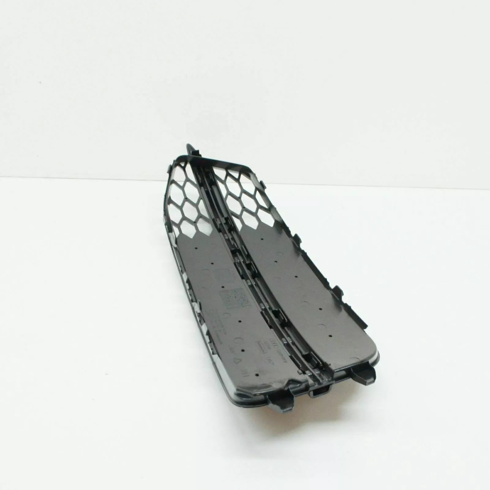 NEW AUDI A6 C7 RIGHT FOG LIGHT SURROUND GRILLE 4G0807682D9B9 2011 S-LINE