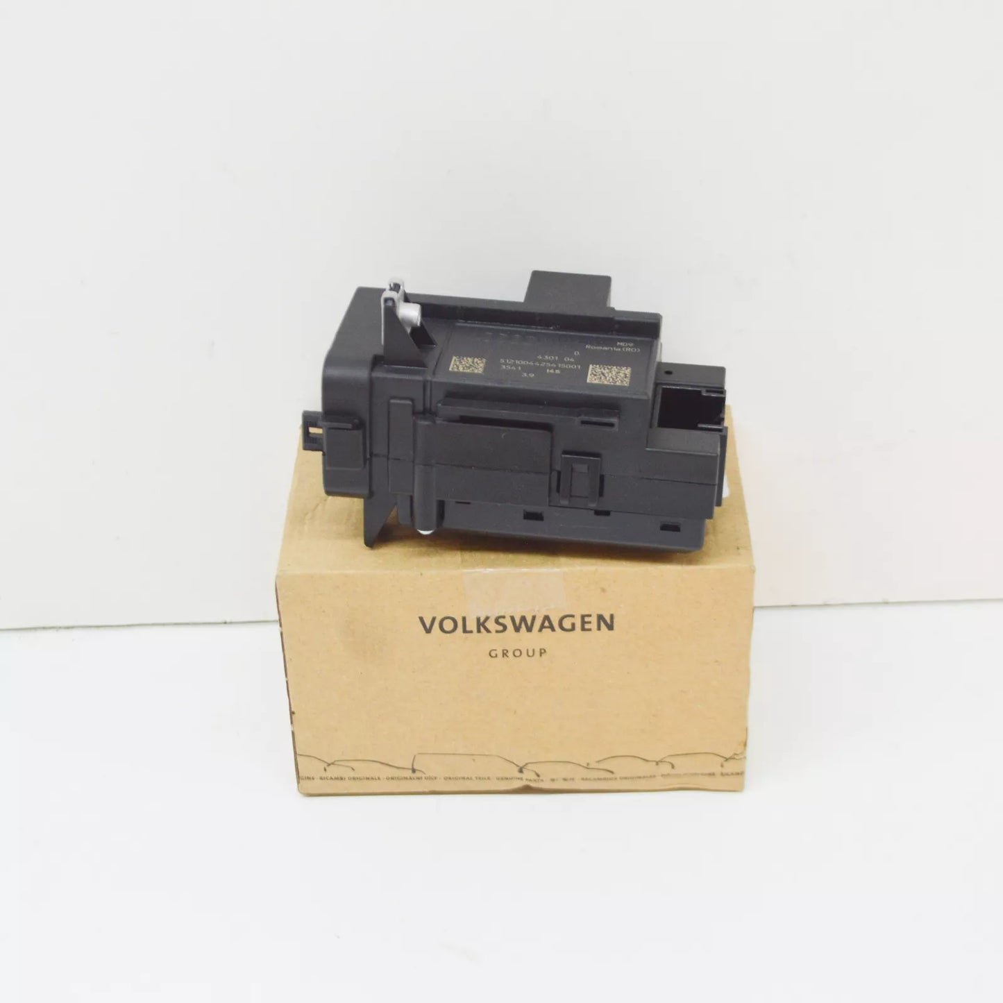 NEW AUDI A4 B8 IGNITION STARTER SWITCH 8K0909131D