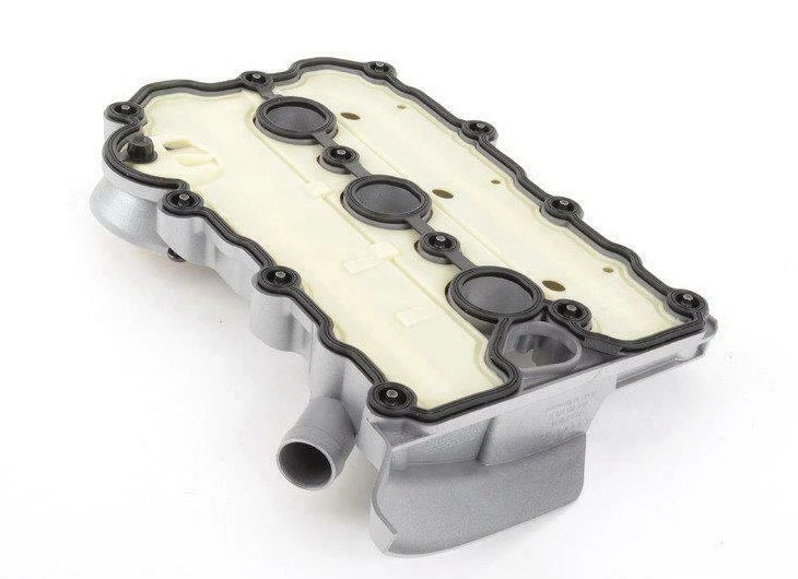 NEW AUDI A4 B7 CYLINDER HEAD COVER CYLINDERS 4-6 06E103471G ORIGINAL