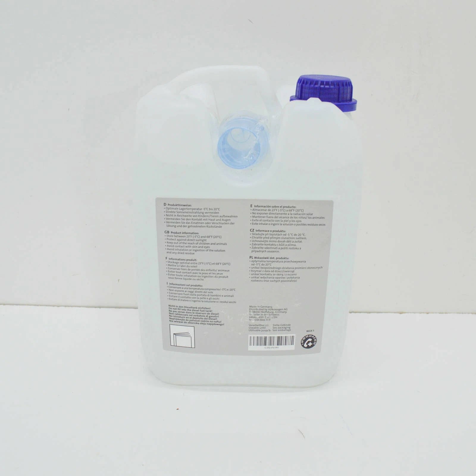 NEW VOLKSWAGEN AD BLUE 5 LITER EMISSION FLUID G052910M3 ORIGINAL