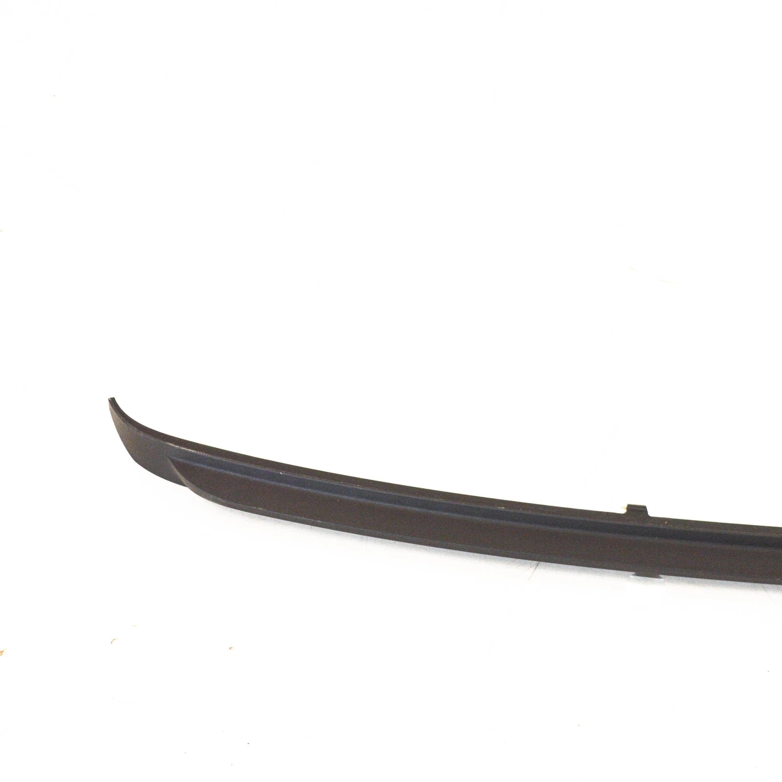 NEW BMW 7 E65 REAR BUMPER LOWER TRIM 51127135580 7135580 ORIGINAL