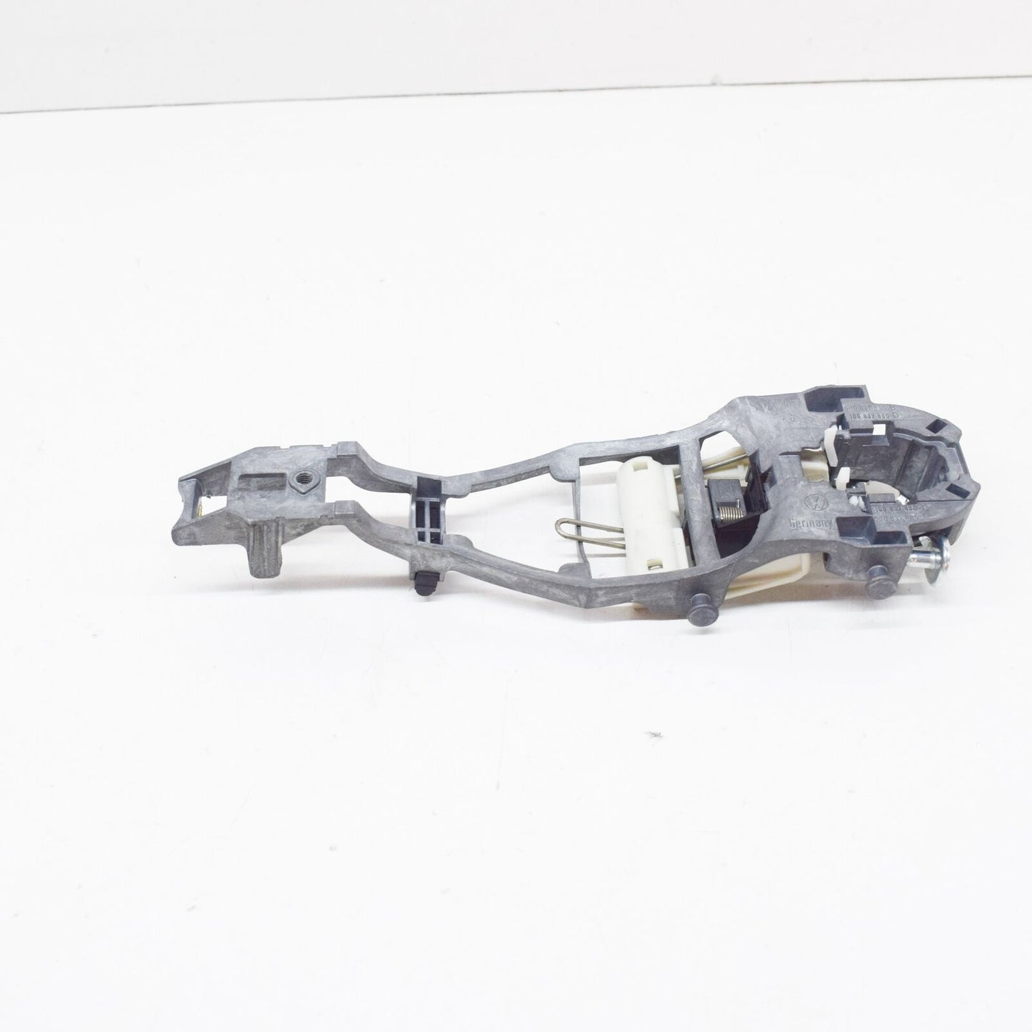 NEW VW JETTA A5 FRONT RIGHT DOOR HANDLE LOCK CYLINDER SUPPORT 1K0837886A