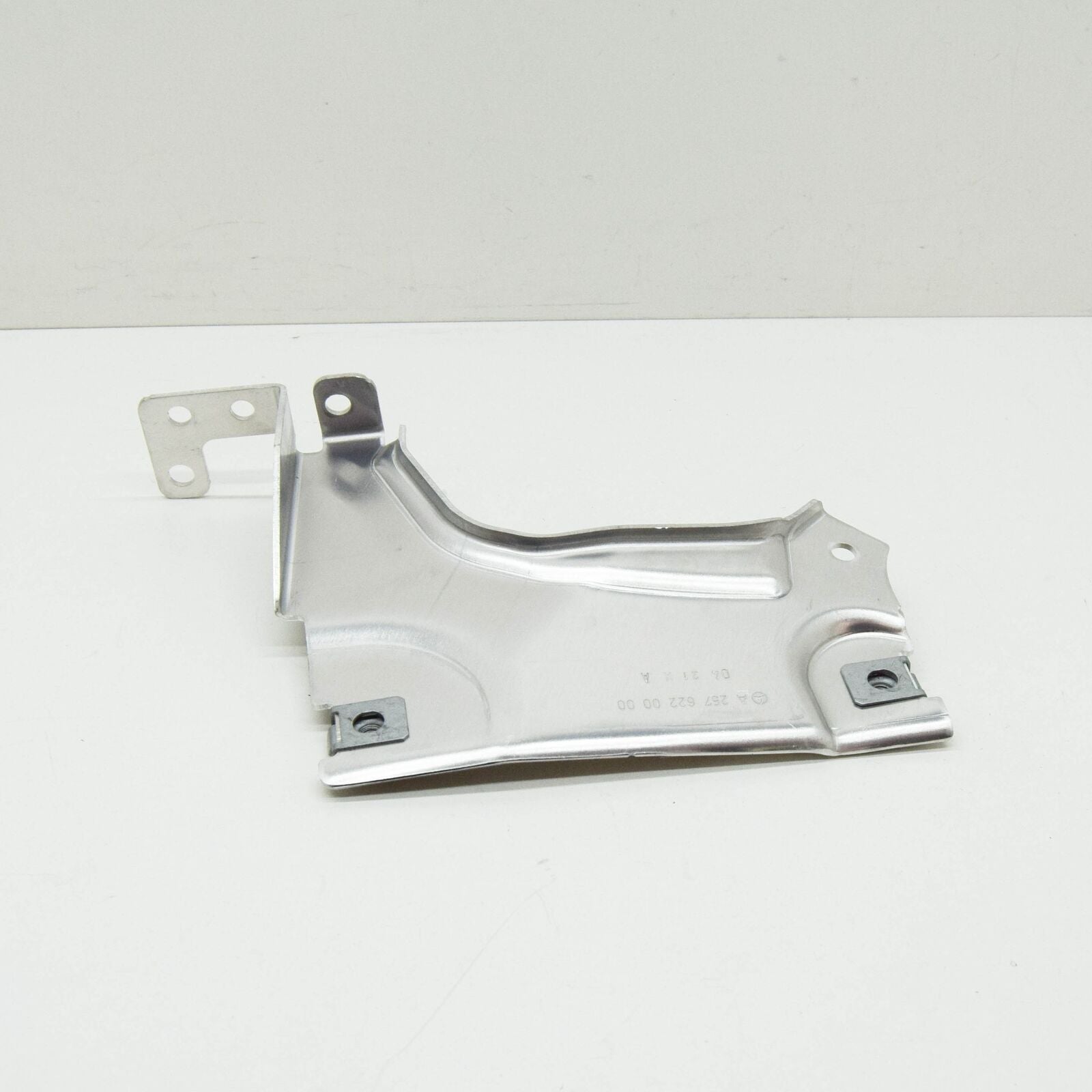 NEW MERCEDES-BENZ CLS C257 FRONT RIGHT BUMPER BRACE A2576220000 ORIGINAL