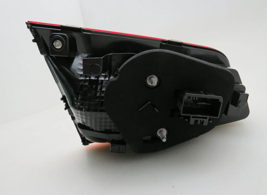 NEW VW PASSAT B8 3G REAR RIGHT SIDE TAILGATE TAILLIGHT 3G5945094C ORIGINAL