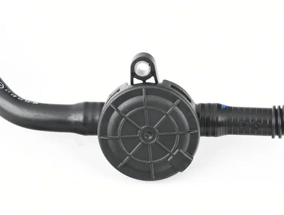 NEW MERCEDES-BENZ CLA C117 ENGINE VENT LINE A2700182800 ORIGINAL