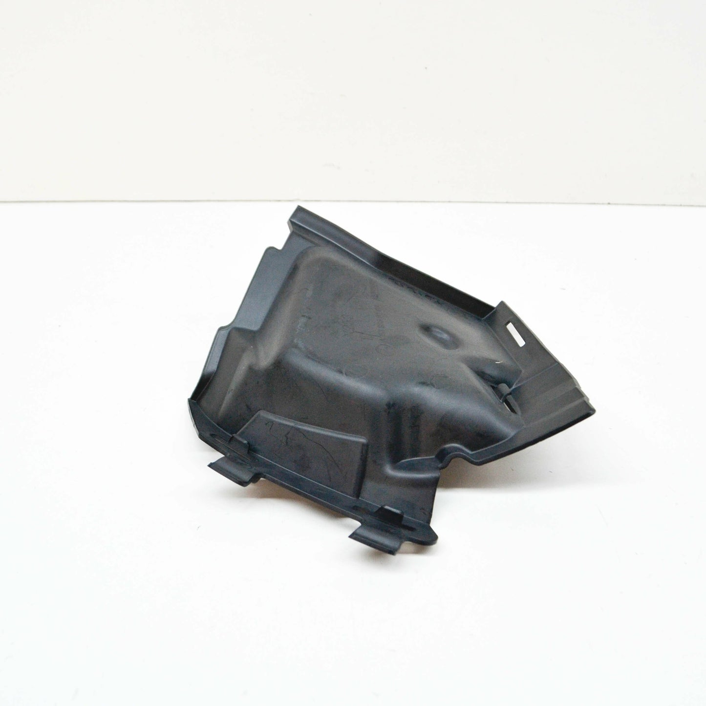 NEW MERCEDES-BENZ GLC COUPE C253 LEFT AIR DUCT SEGMENT A2538850263 ORIGINAL