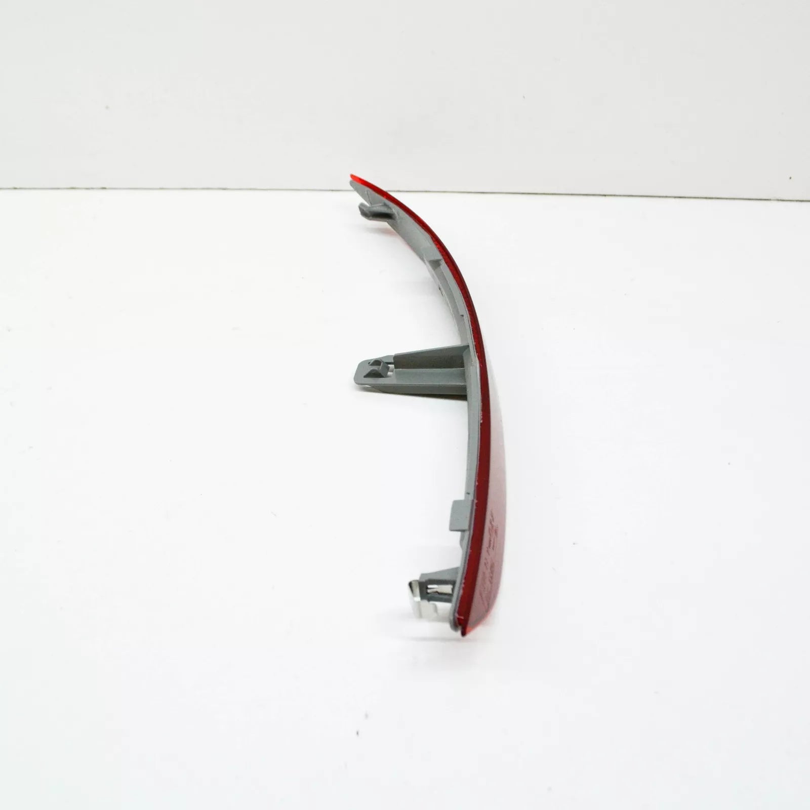 NEW BMW X4 G02 REAR BUMPER LEFT REFLECTOR 63148497423 ORIGINAL