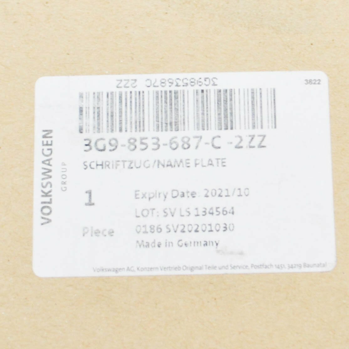 NEW VW PASSAT B8 3G BOOTLID BADGE 3G9853687C2ZZ ORIGINAL