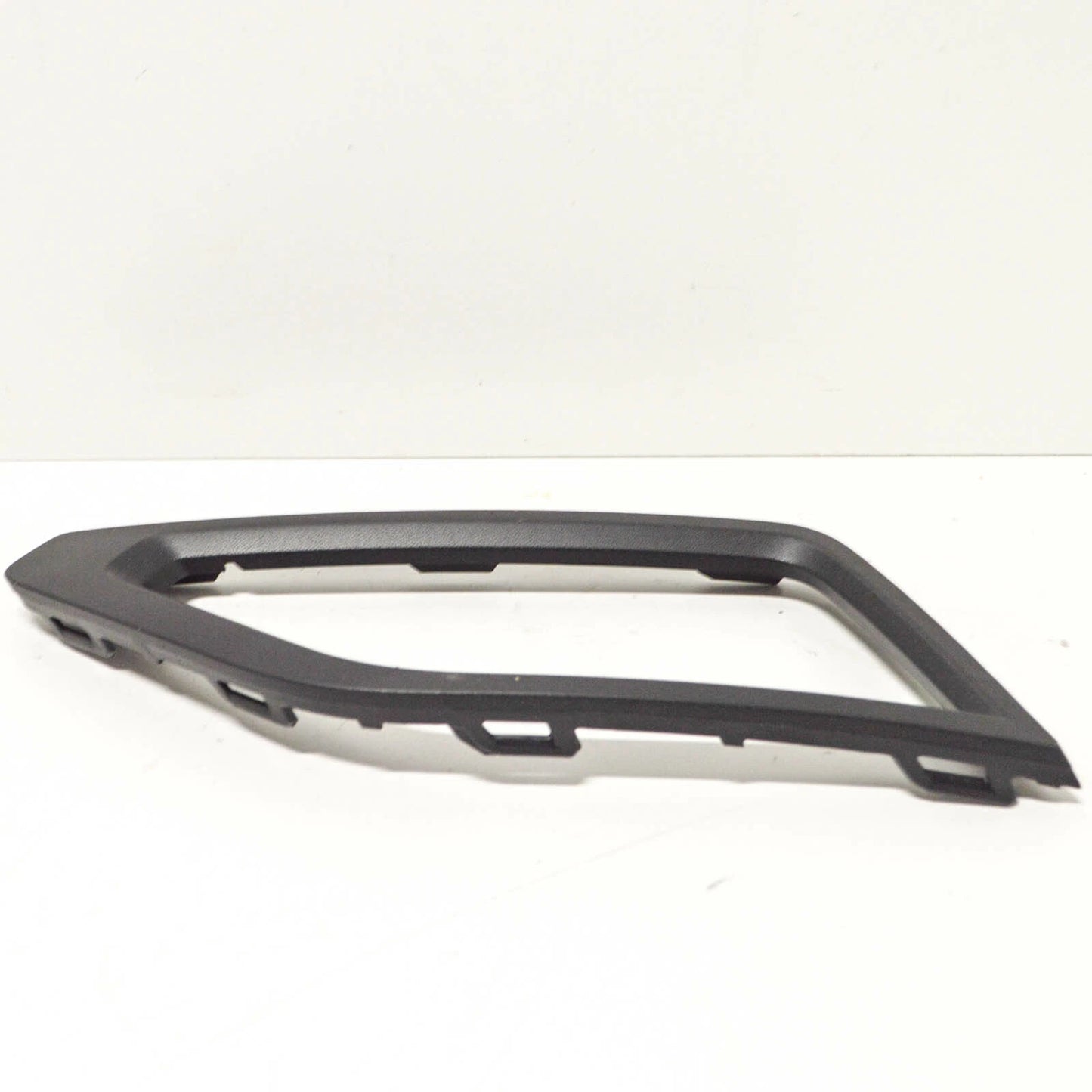 NEW VOLKSWAGEN ATLAS FRONT LEFT R LINE GRILLE COVER 3CN853665A9B9 ORIGINAL