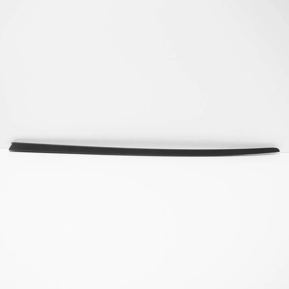 NEW AUDI A3 8V FRONT WINDSCREEN RIGHT DEFLECTOR STRIP 8V5854328A9B9 ORIGINAL