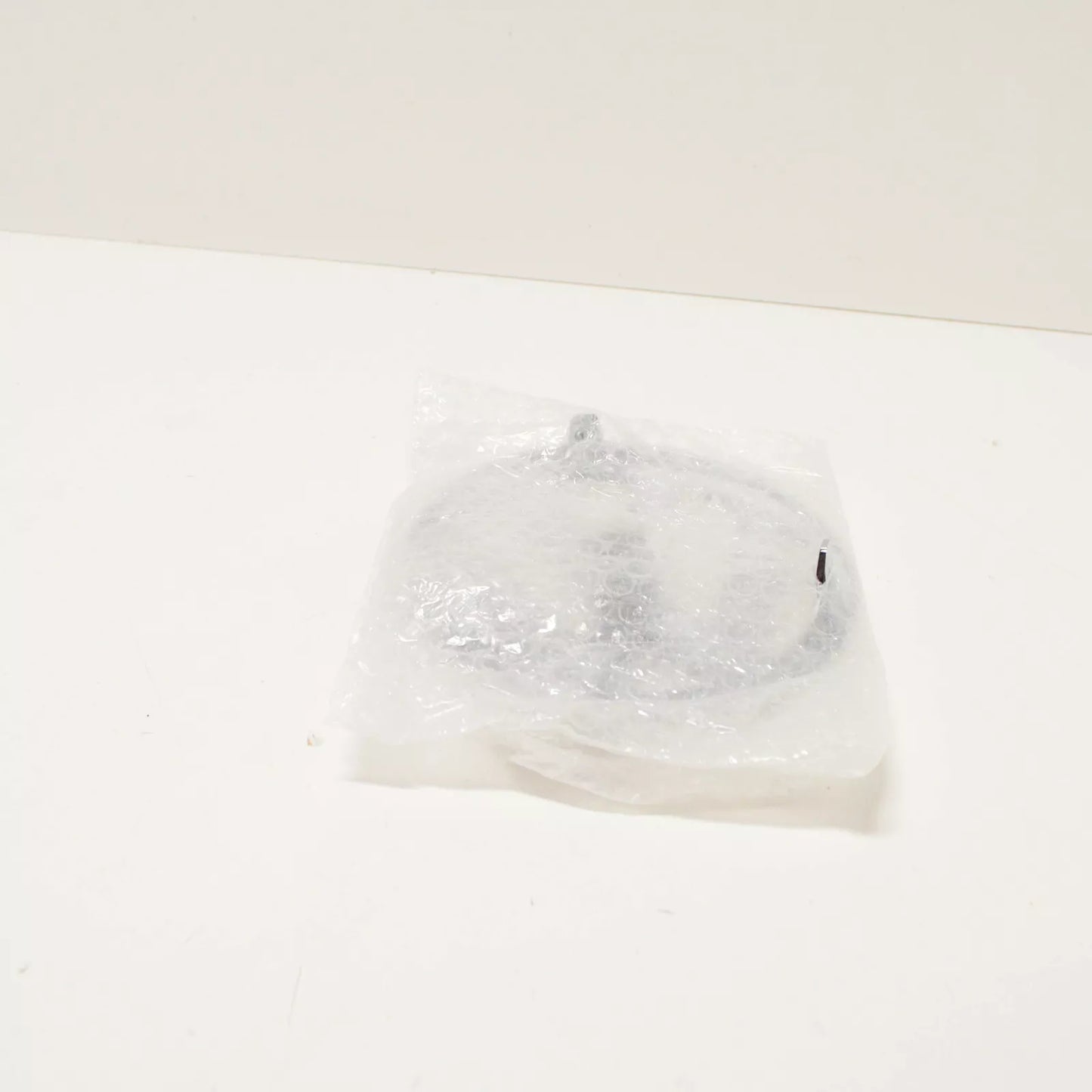 NEW VOLKSWAGEN UP FRONT BUMPER RADIATOR GRILLE EMBLEM 1S6853601B739 ORIGINAL