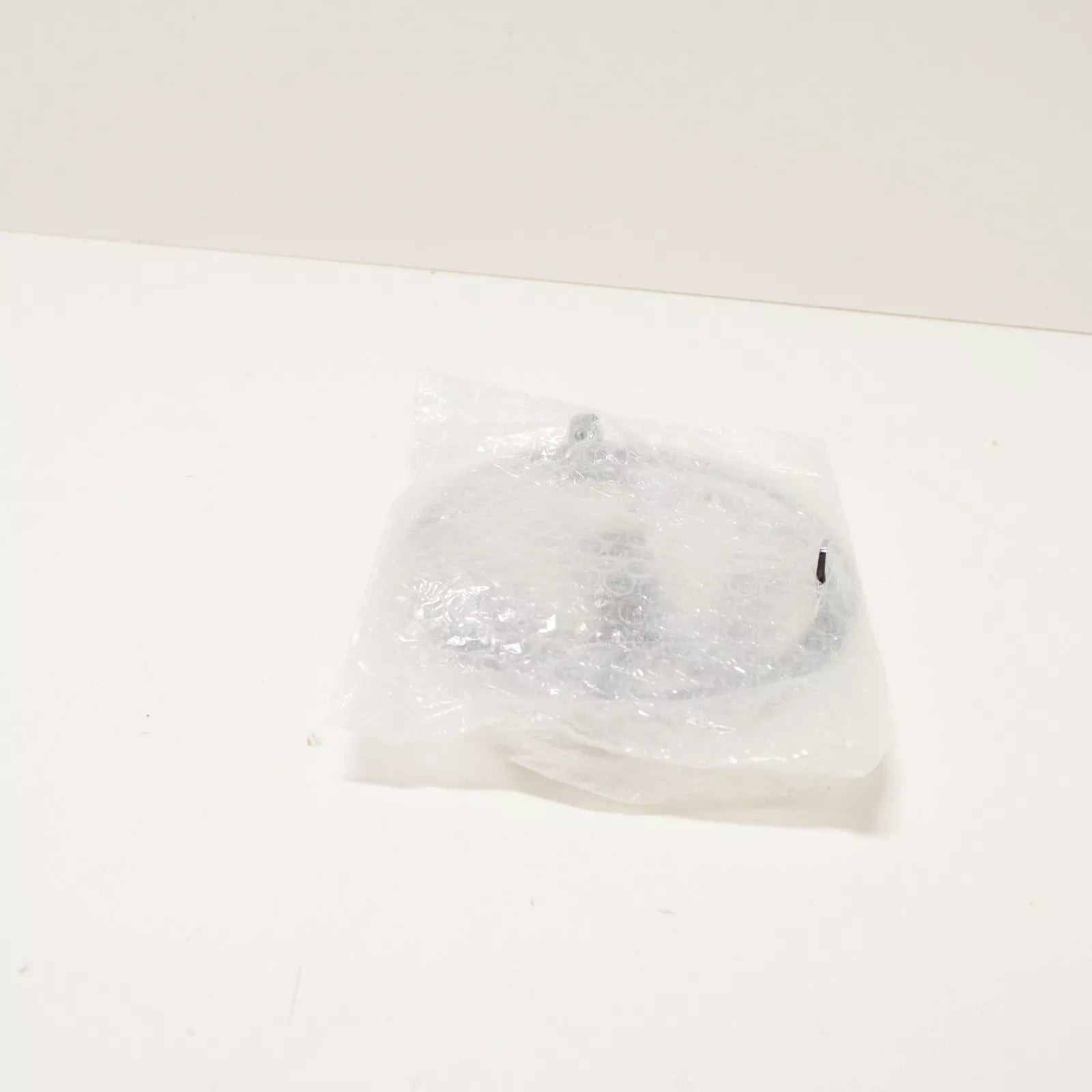 NEW VOLKSWAGEN UP FRONT BUMPER RADIATOR GRILLE EMBLEM 1S6853601B739 ORIGINAL