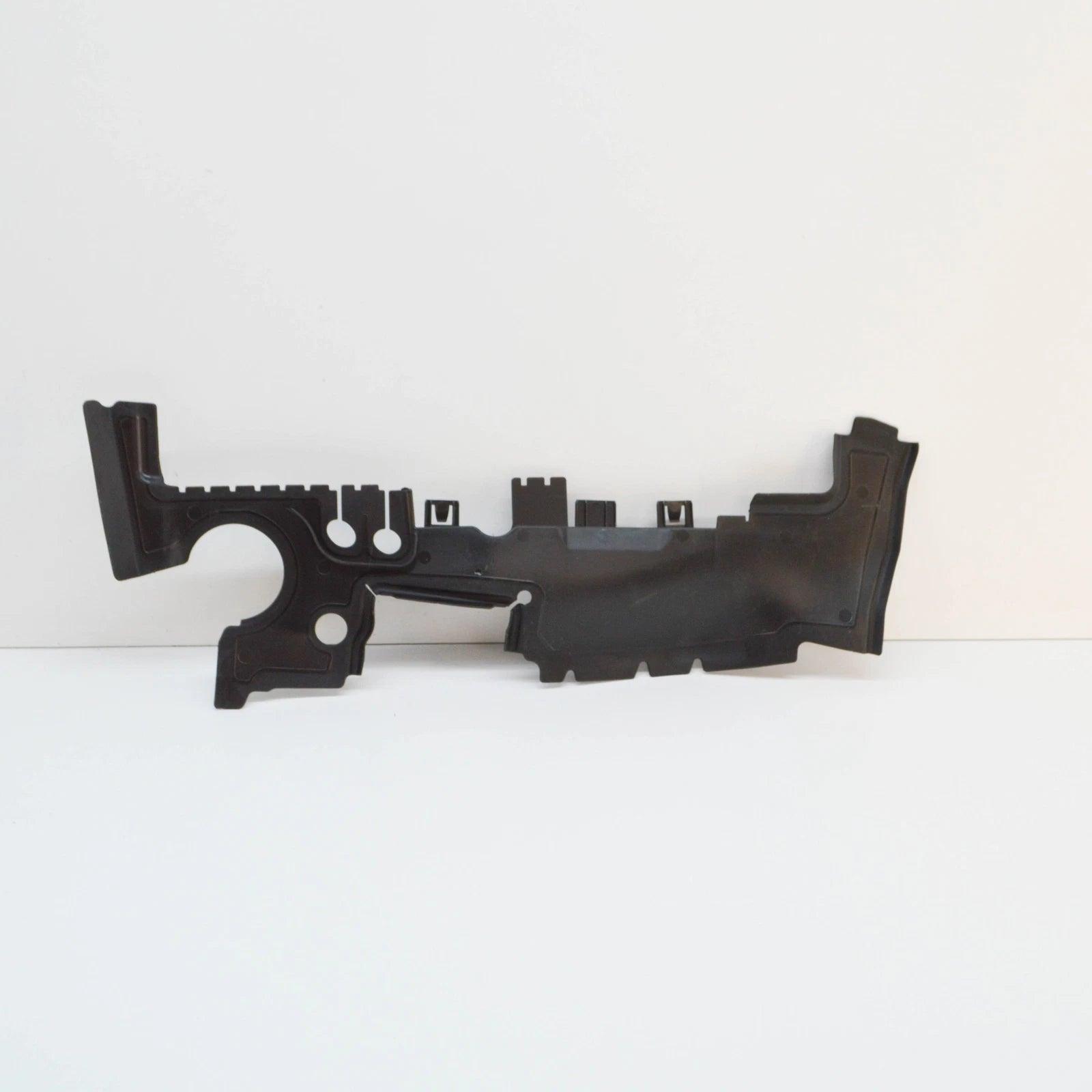 NEW AUDI RS Q3 8U RADIATOR LEFT AIR GUIDE 8U0121283K