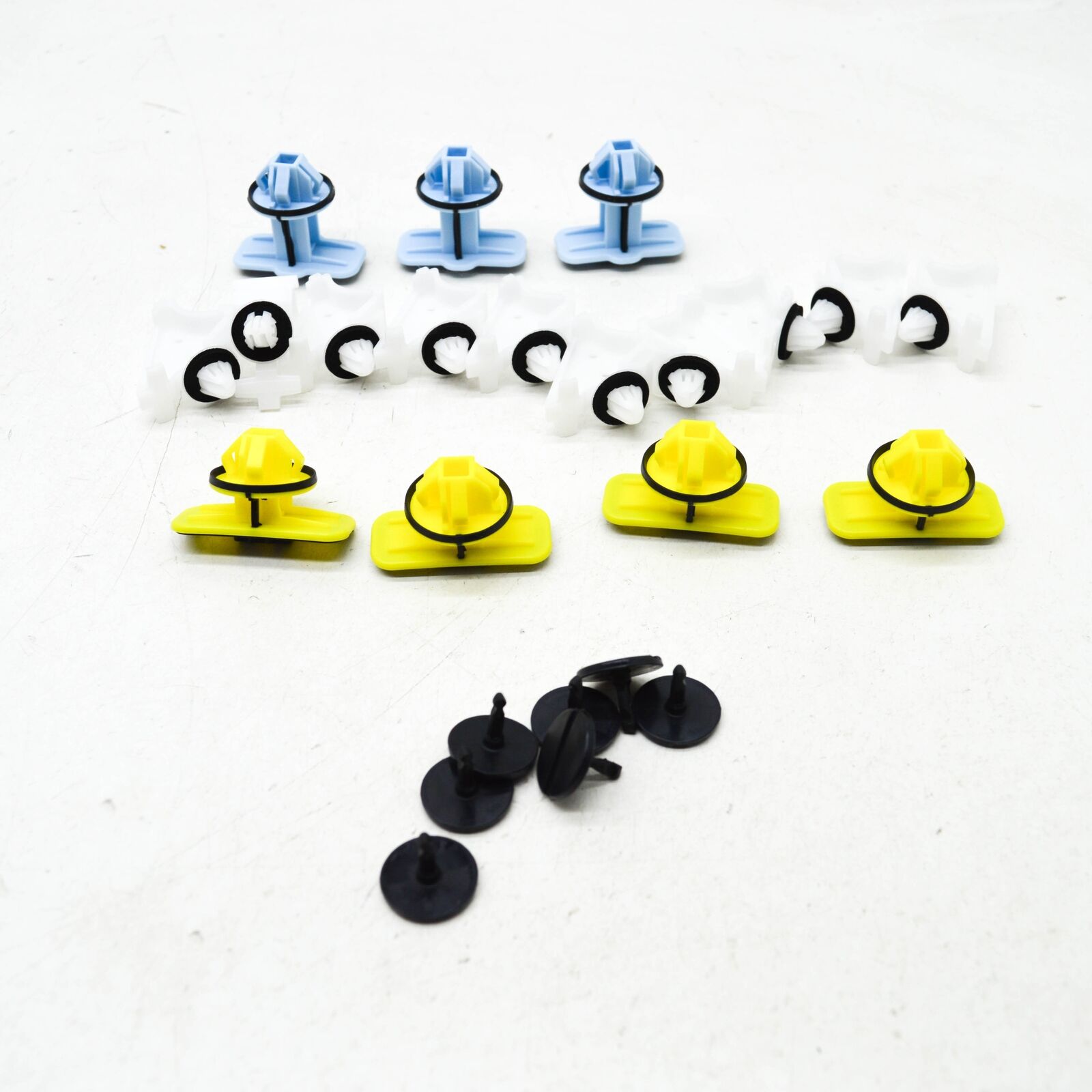 NEW AUDI A6 AVANT C8 SIDE MEMBER TRIM ATTACHMENT KIT 4K8898909 ORIGINAL