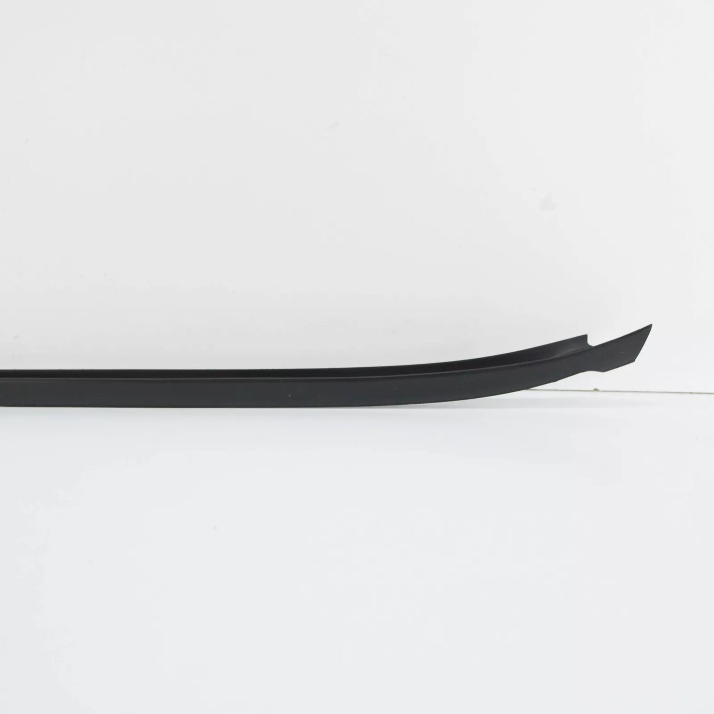 NEW VW TOUAREG 7L FRONT RIGHT WINDSHIELD MOLDING 7L68543289B9 ORIGINAL