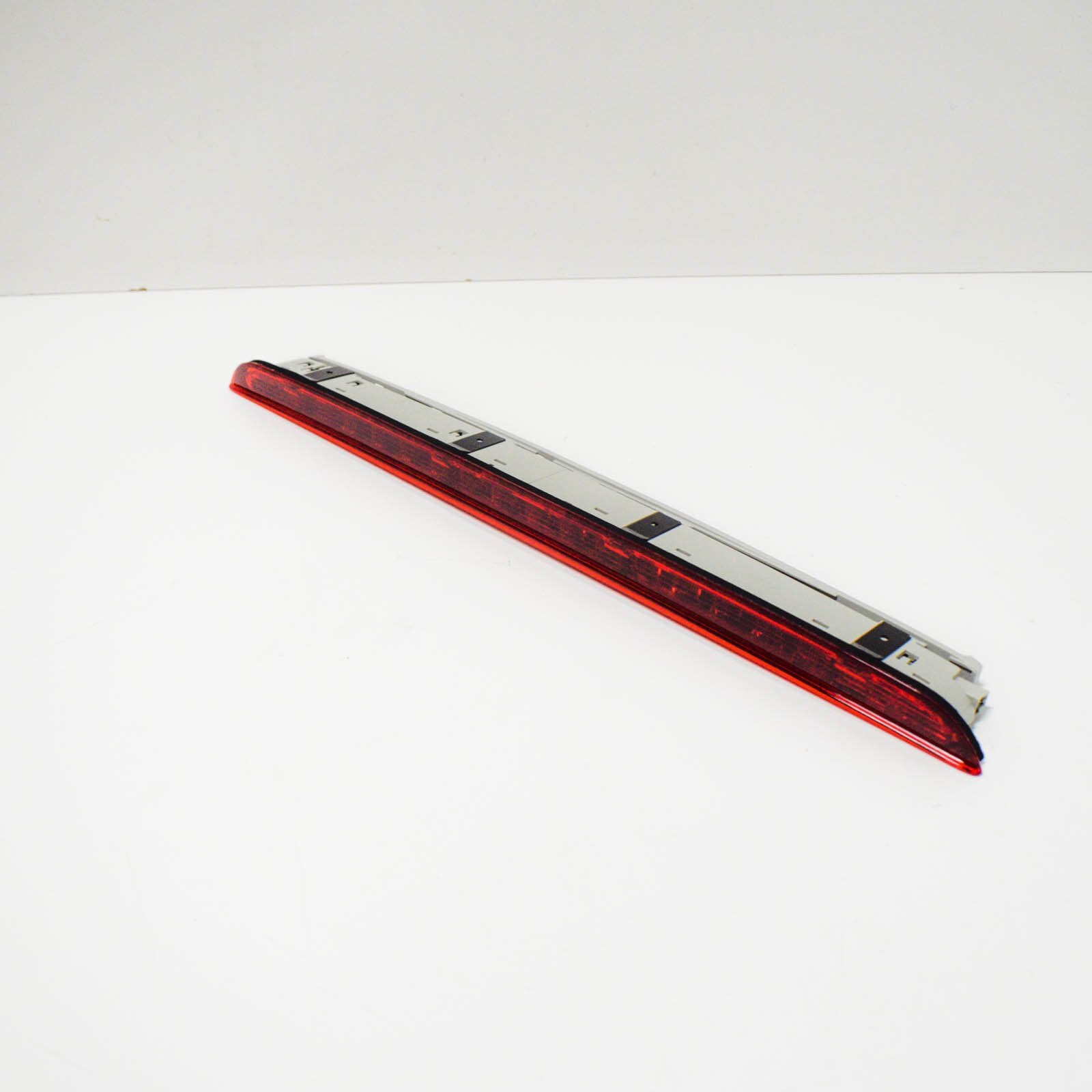 NEW AUDI A4 AVANT 8K REAT TAILGATE ADDITIONAL BRAKE LIGHT 8K9945097 ORIGINAL