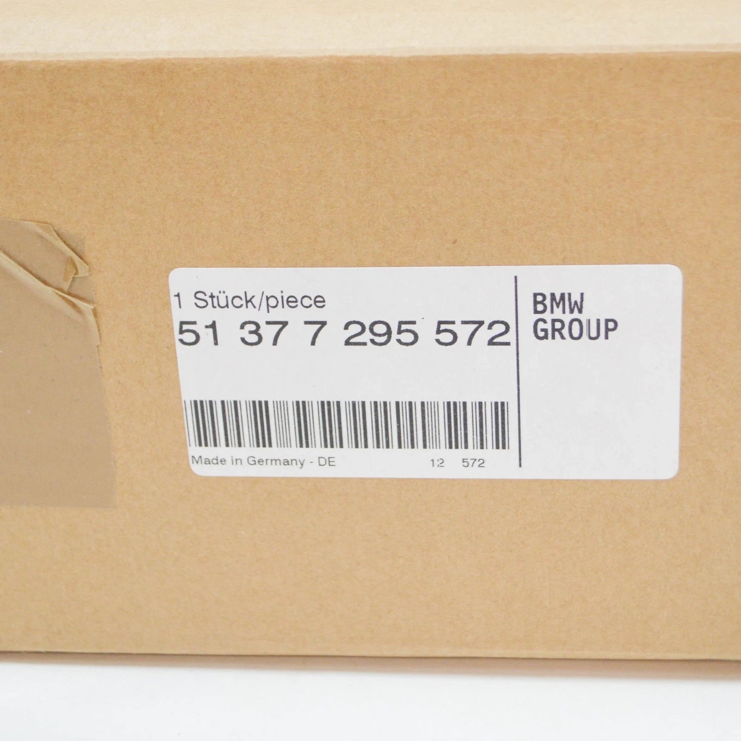 NEW BMW 4 F33, F83 REAR RIGHT DOOR WINDOW FINISHER 7295572 51377295572 ORIGINAL