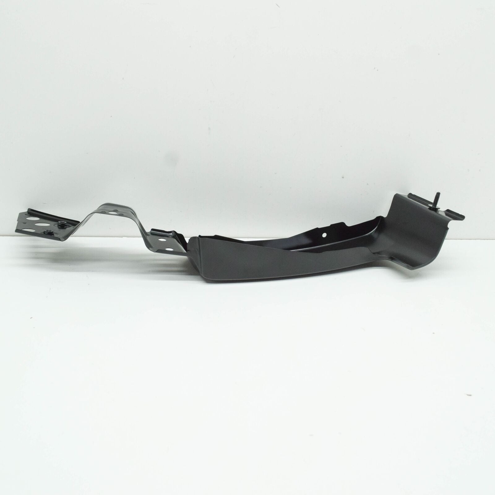 NEW MB SPRINTER W907 W910 FRONT LEFT FENDER HOLDER A9108802800 ORIGINAL