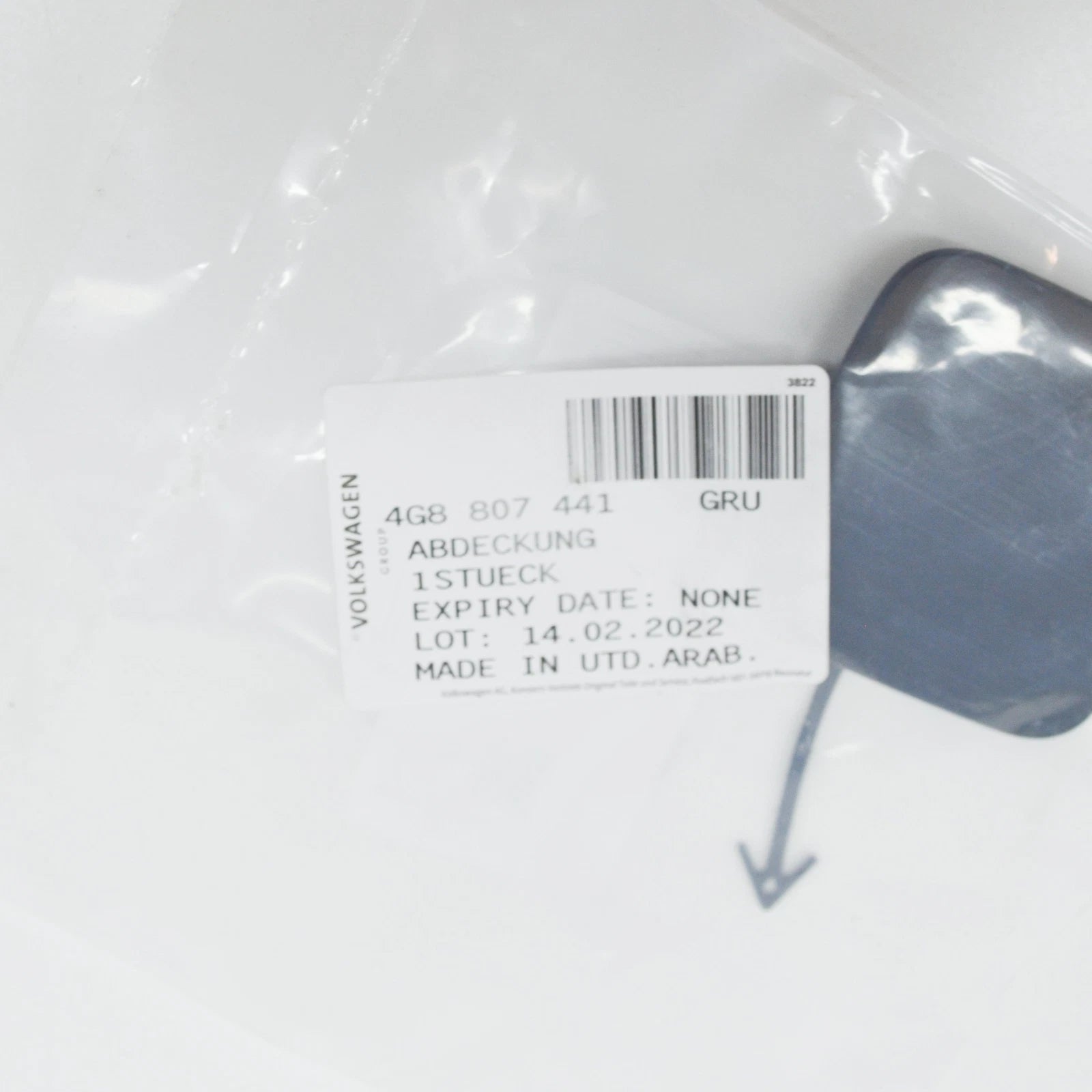 NEW AUDI A7 SPORTBACK 4G8 REAR BUMPER TOW EYE COVER 4G8807441GRU ORIGINAL