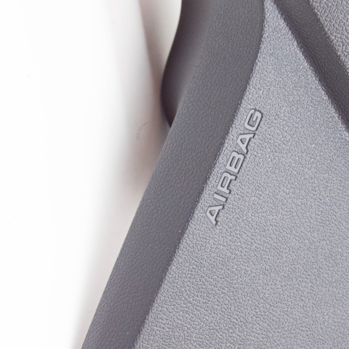 NEW AUDI Q3 F3 FRONT RIGHT SEAT FRAME TRIM 4K0881326B4PK ORIGINAL