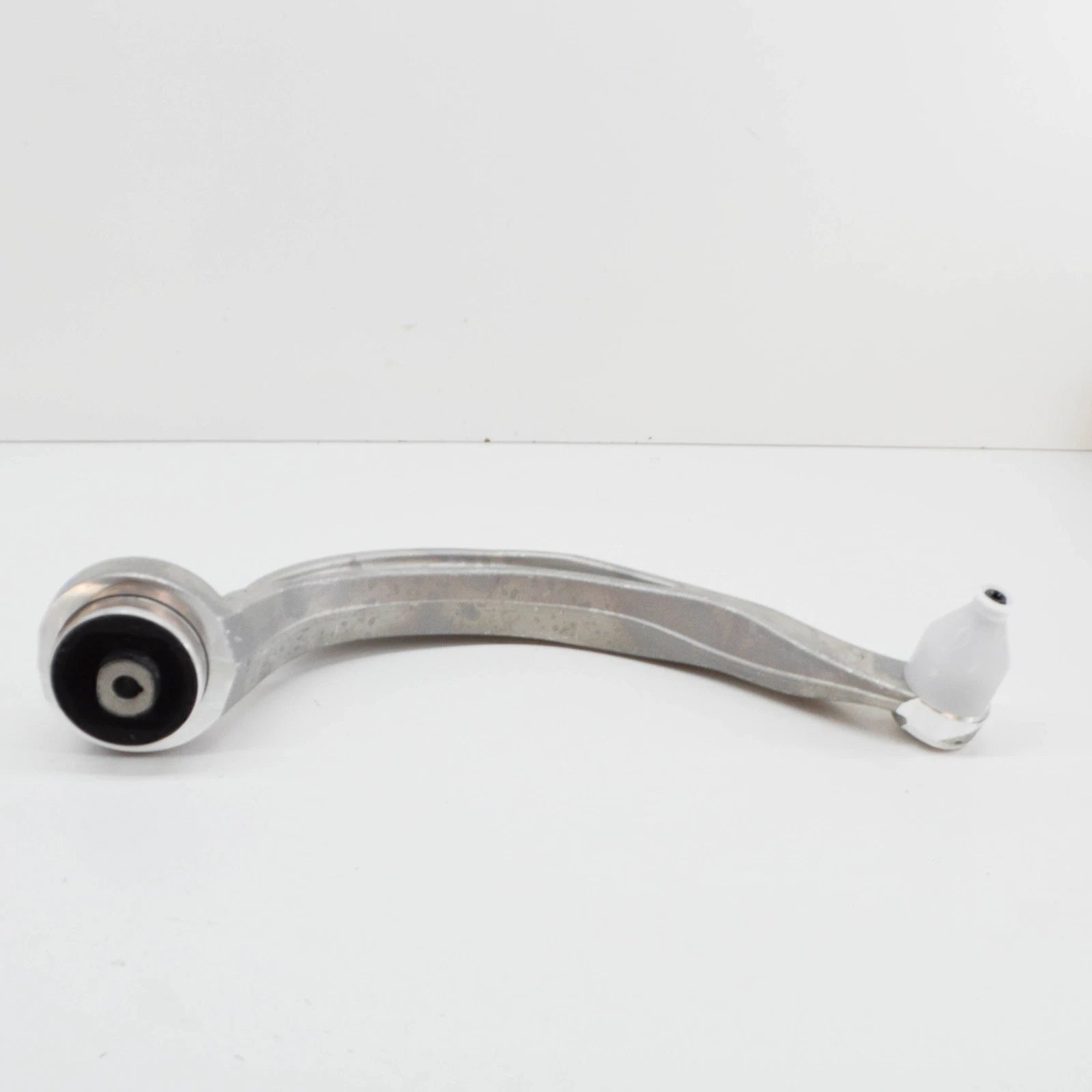 NEW AUDI Q5 8R FRONT LEFT LOWER CONTROL ARM 8K0407693AD ORIGINAL