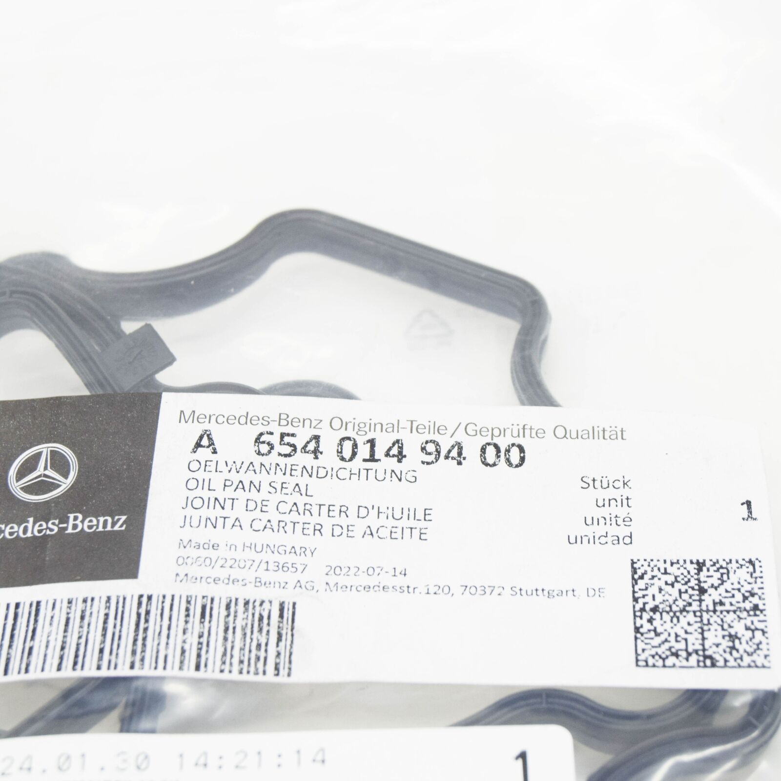 NEW MERCEDES-BENZ A W177 ENGINE OIL PAN SEAL A6540149400 ORIGINAL