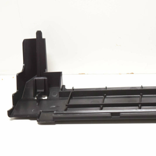 NEW BMW X7 G07 RADIATOR TOP COVER BRACKET 17118655766 8655766 ORIGINAL