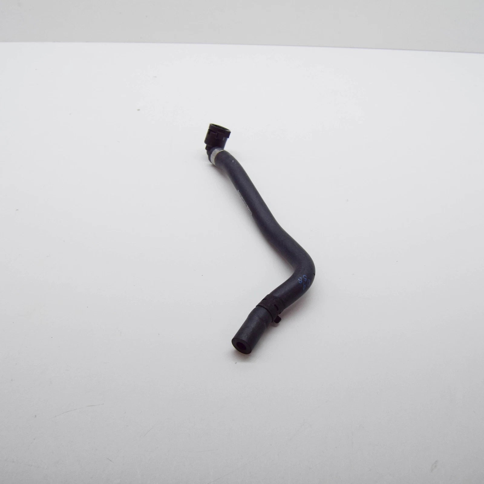 NEW MERCEDES-BENZ E W213 COOLANT HOSE PIPE A2135012101 ORIGINAL