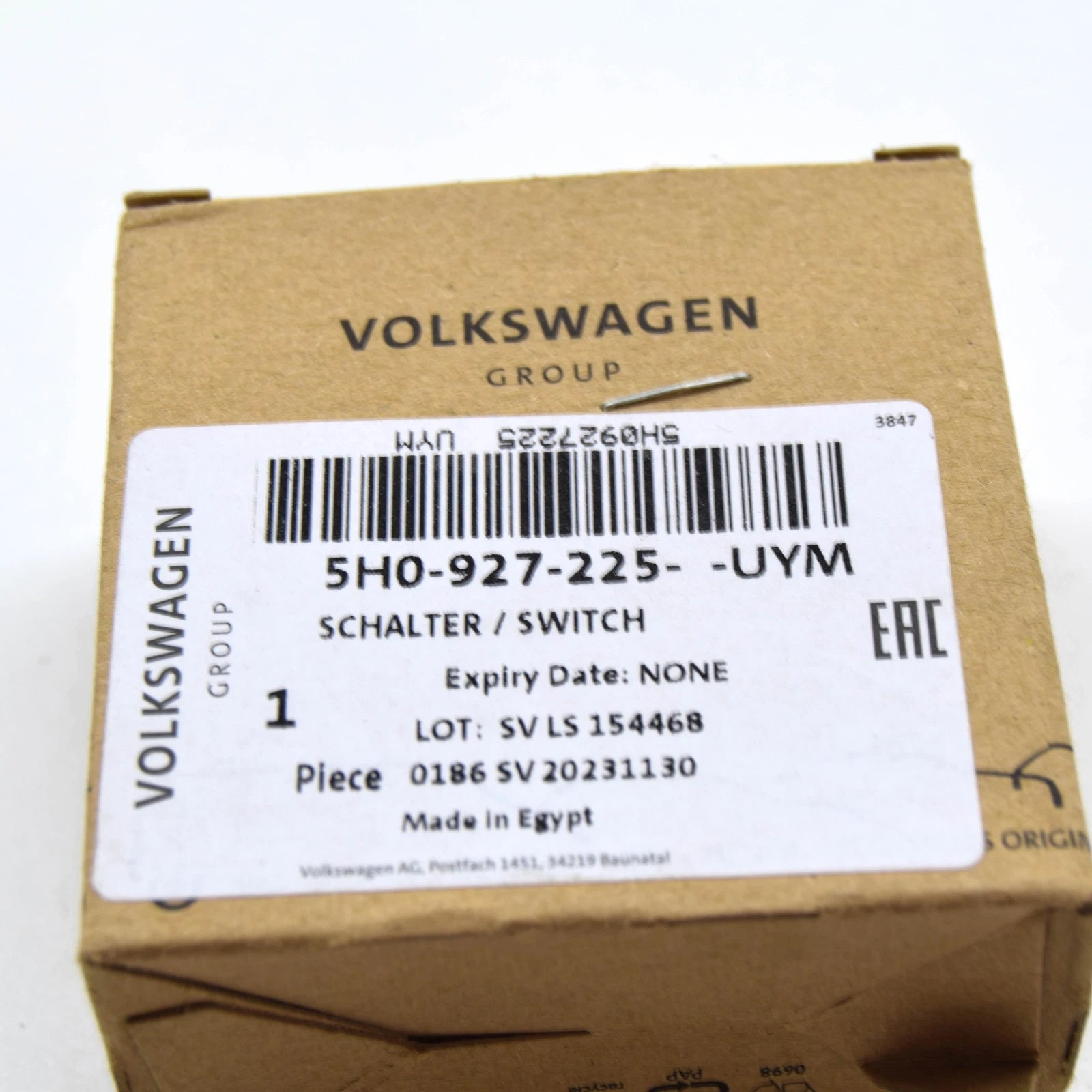 NEW VW GOLF CD MK8 PARKING BRAKE SWITCH 5H0927225UYM ORIGINAL