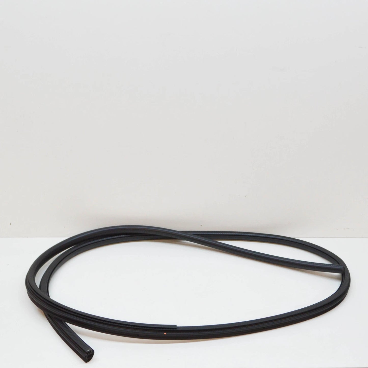 NEW VW TRANSPORTER T6 FRONT LEFT DOOR OUTER SEAL RUBBER 7LA837911C