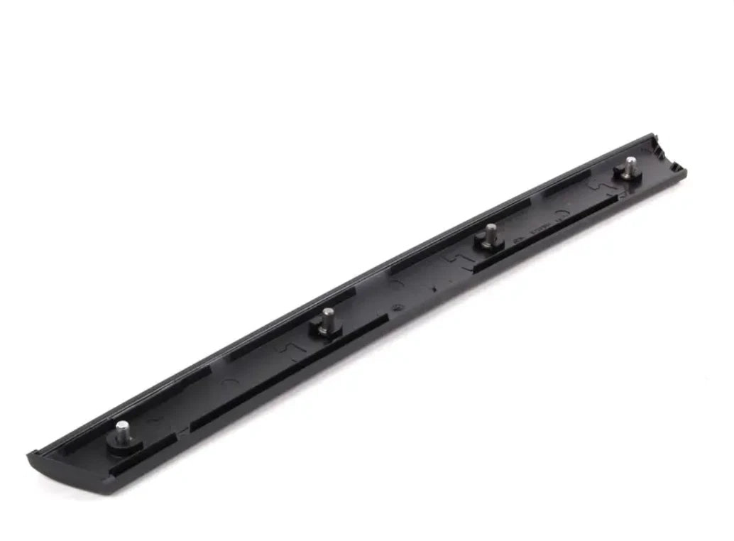 NEW BMW 3 E46 FRONT RIGHT DOOR TRIM 51418213994 8213994 ORIGINAL