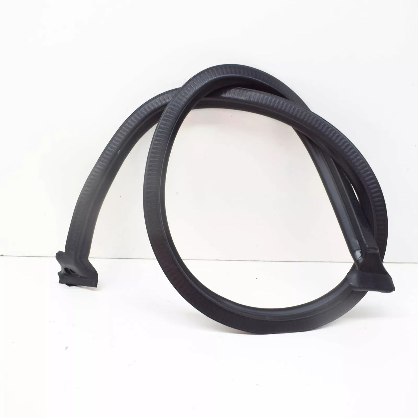 NEW MERCEDES-BENZ SPRINTER W907 REAR LEFT DOOR RUBBER SEAL A9077820100