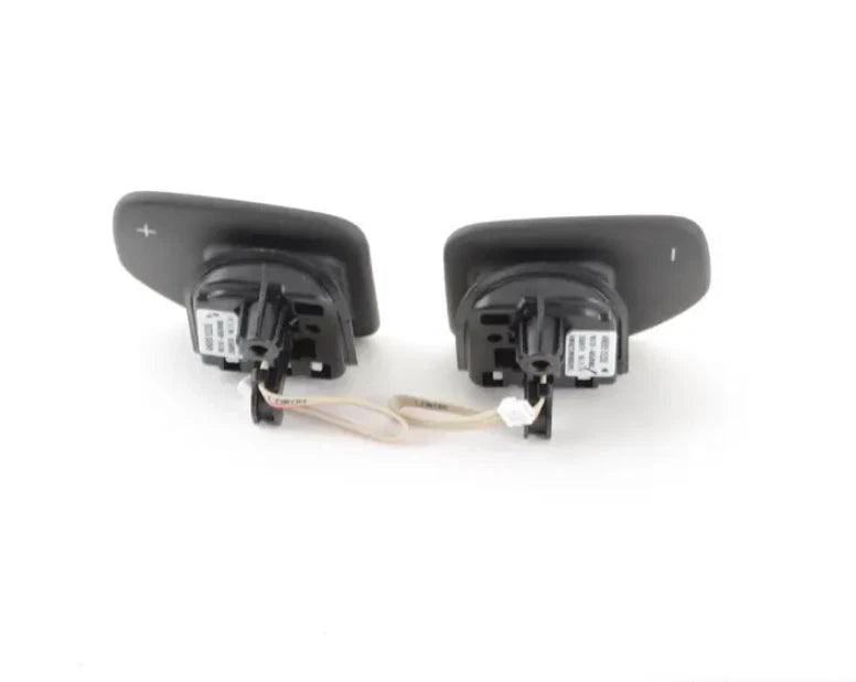 NEW AUDI A1 8X STEERING WHEEL SHIFT TIPTRONIC PADDLE SET 4H0951523E5PR