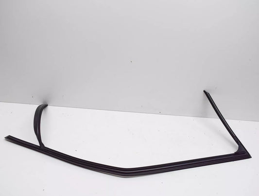 NEW AUDI A3 8P FRONT LEFT DOOR WINDOW GUIDE 8P3837439D ORIGINAL