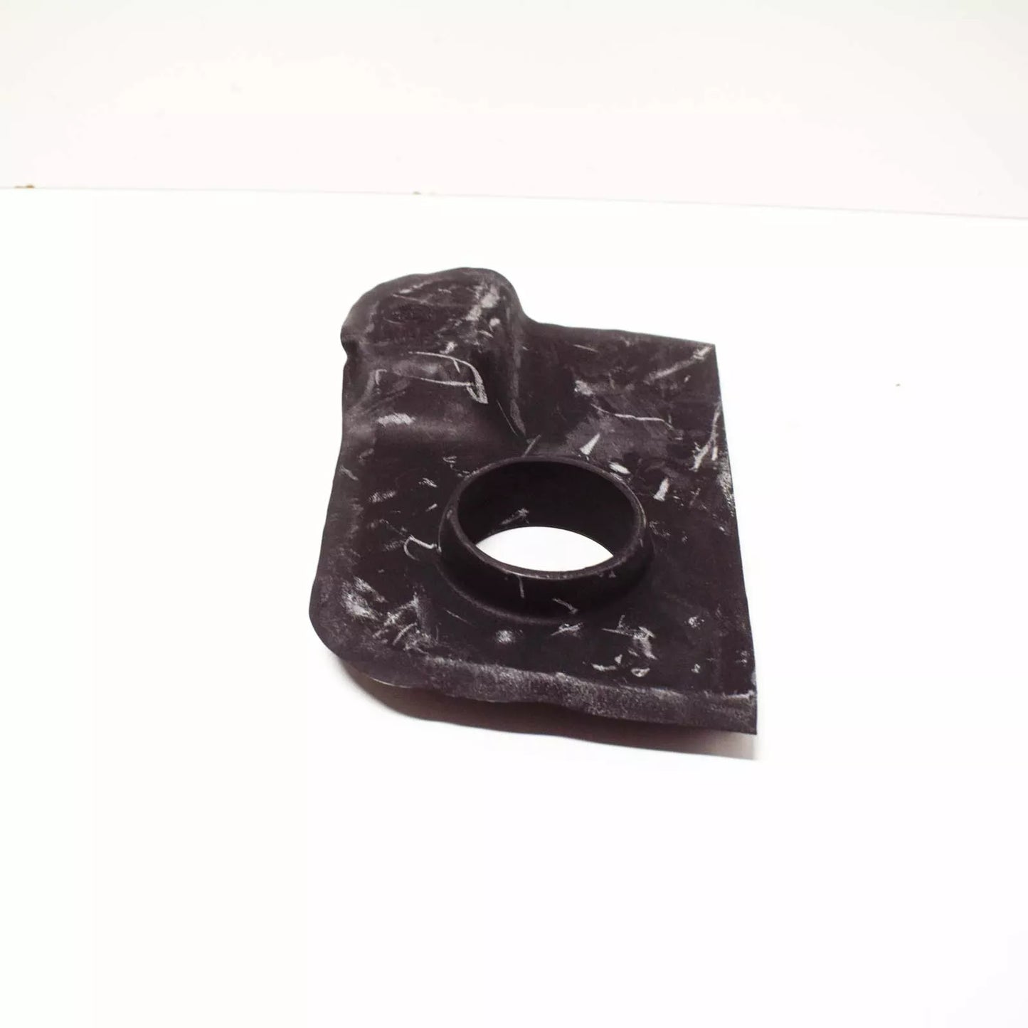 NEW BMW 6 E24 FUEL TANK RUBBER SEAL 16111119235 1119235 ORIGINAL