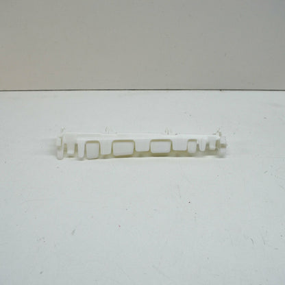 NEW MERCEDES-BENZ E COUPE C207 FRONT LEFT SIDE ROCKER HOLDER A2076980027